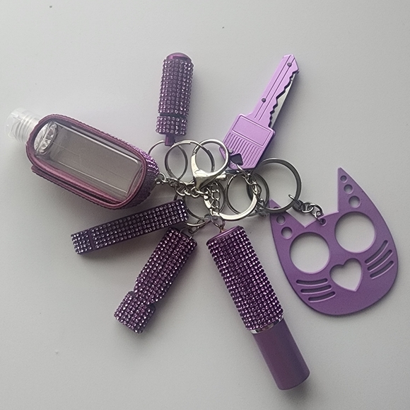 🔥7-PIECE WOMEN KEYCHAIN FOR TRAVELING🔥 - Picture 4 of 6